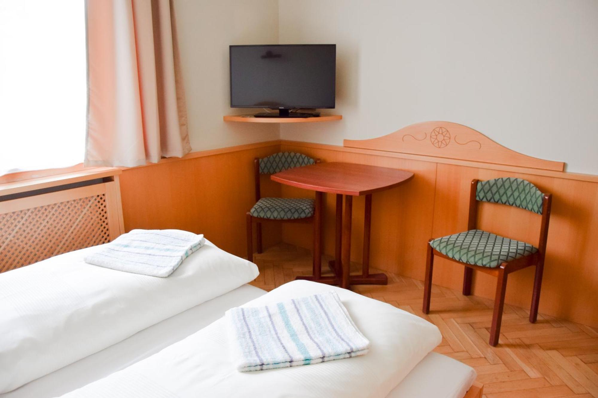 Csikar Csarda Es Panzio Hotel Koszeg Exterior photo